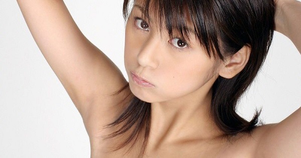 【ワキ中心の生活】女の子の「ワキ」って妙に興奮するよな！たっぷり見せてやるよ！